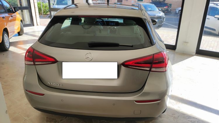 MERCEDES CLASSE A 180 D AUTOMATIC BUSINESS EXTRA