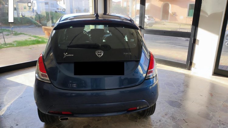 LANCIA YPSILON 1.0 CV 70 HYBRID GOLD