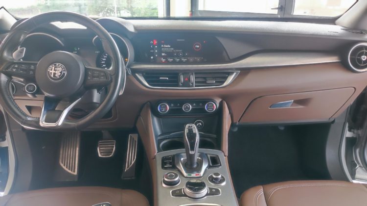 ALFA ROMEO STELVIO 2.2 TURBODIESEL CV 190 AT8 Q4 SPRINT